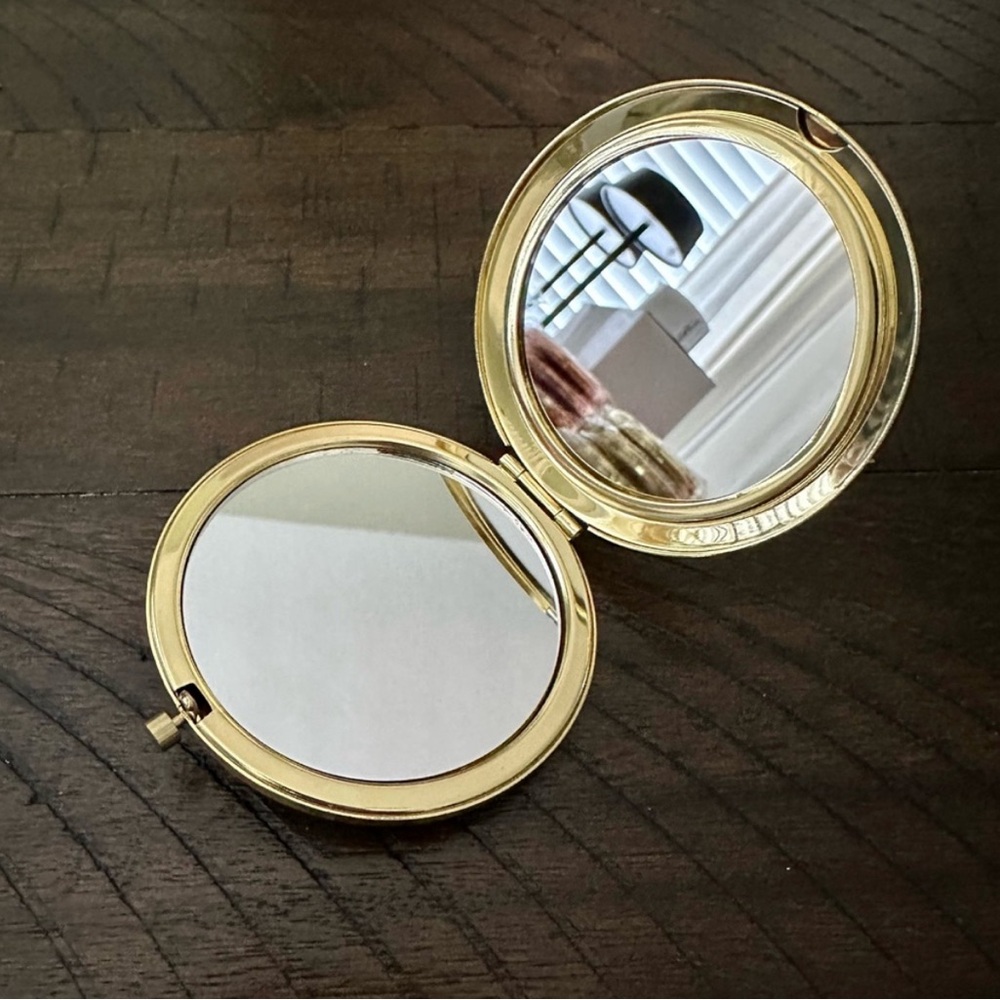 NEW!! Glam Compact Mirror - Picture 6 of 12
